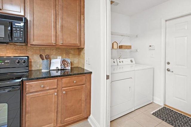 2365 Chimney Cottage Circle NE 14, Marietta, GA 30066