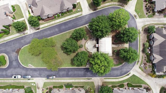 2365 Chimney Cottage Circle NE 14, Marietta, GA 30066