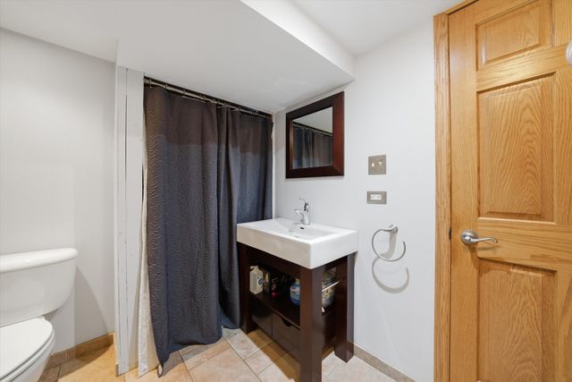 10352 Leslie Lane, Chicago Ridge, IL 60415