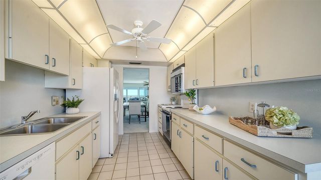 20 WHISPERING SANDS DRIVE 1201, Sarasota, FL 34242