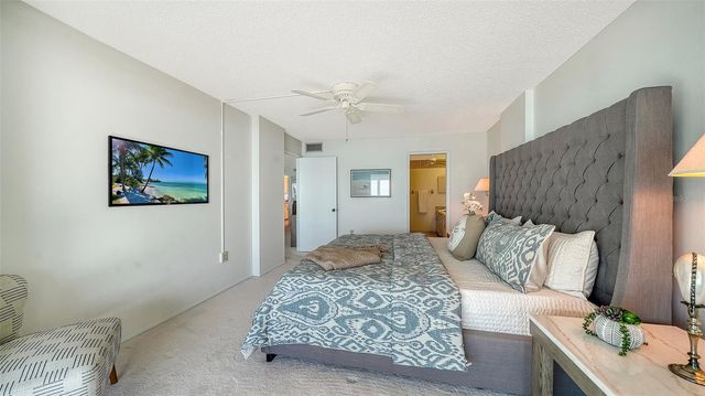20 WHISPERING SANDS DRIVE 1201, Sarasota, FL 34242