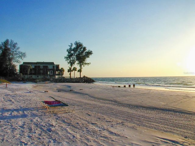 20 WHISPERING SANDS DRIVE 1201, Sarasota, FL 34242