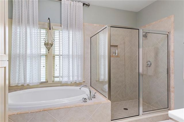 9032 Selborne Lane, Chattahoochee Hills, GA 30268