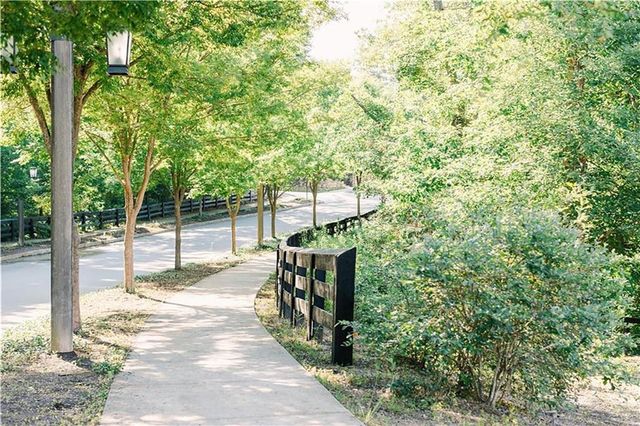 9032 Selborne Lane, Chattahoochee Hills, GA 30268