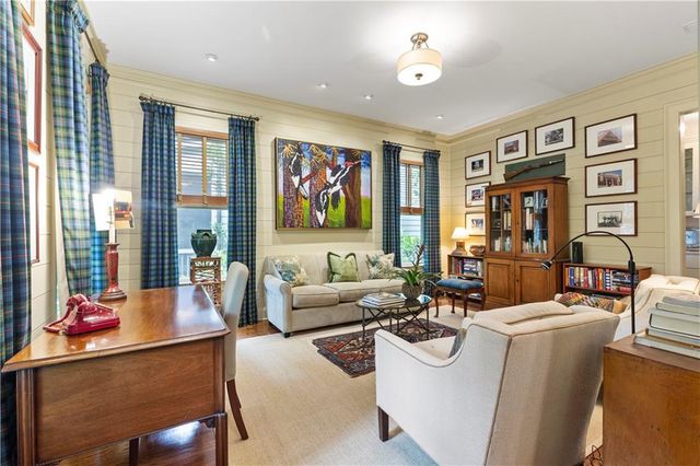 9032 Selborne Lane, Chattahoochee Hills, GA 30268