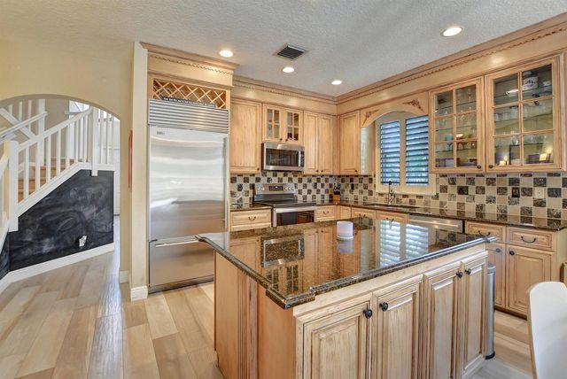 8599 VIA GIARDINO 1, Boca Raton, FL 33433