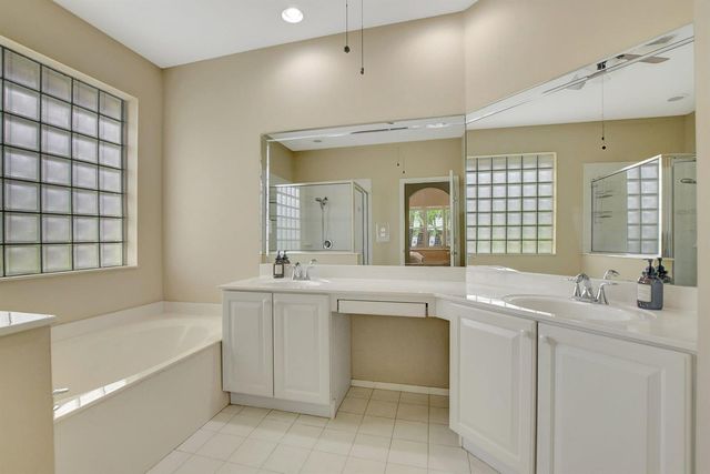 8599 VIA GIARDINO 1, Boca Raton, FL 33433