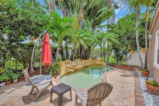 8599 VIA GIARDINO 1, Boca Raton, FL 33433