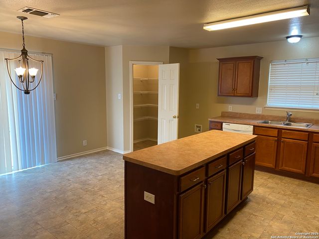 3338 Whisper Manor, Schertz, TX 78108