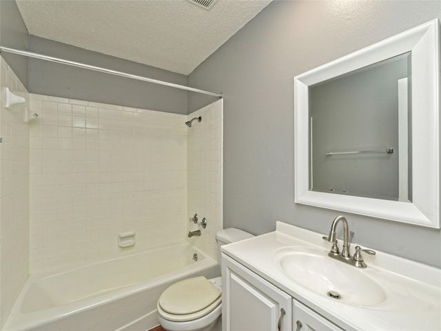 1010 Cushing DR B, Round Rock, TX 78664