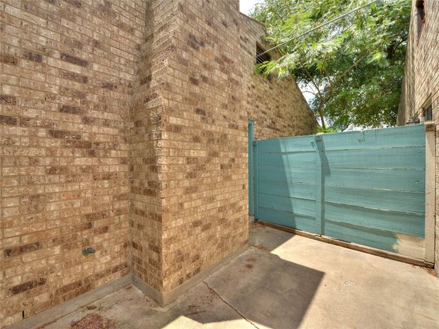 1010 Cushing DR B, Round Rock, TX 78664