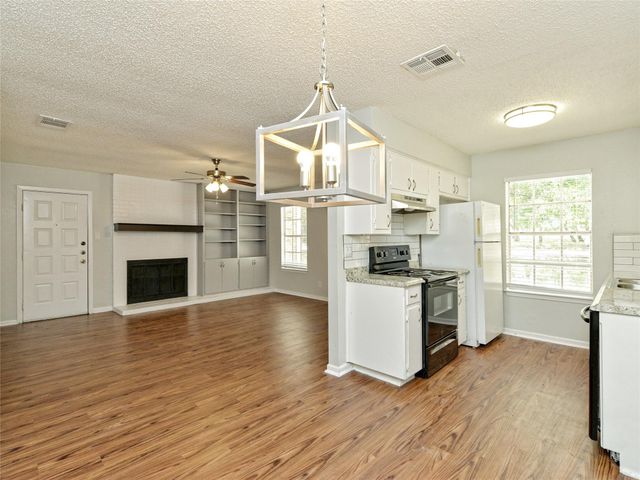 1010 Cushing DR B, Round Rock, TX 78664