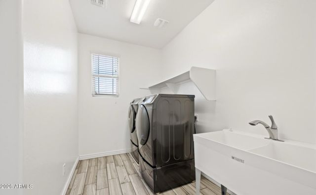 13627 S 45th Street, Phoenix, AZ 85044