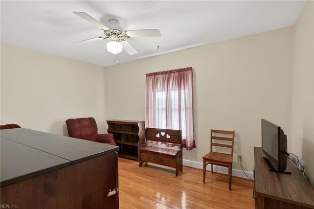 800 Arnold Palmer DR, Portsmouth, VA 23701