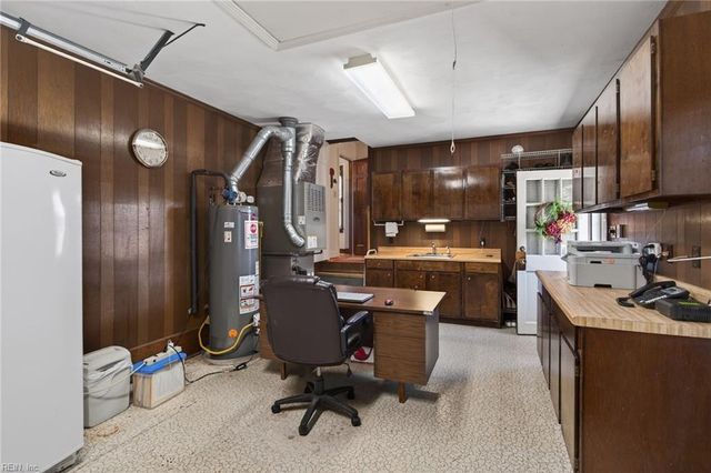 800 Arnold Palmer DR, Portsmouth, VA 23701