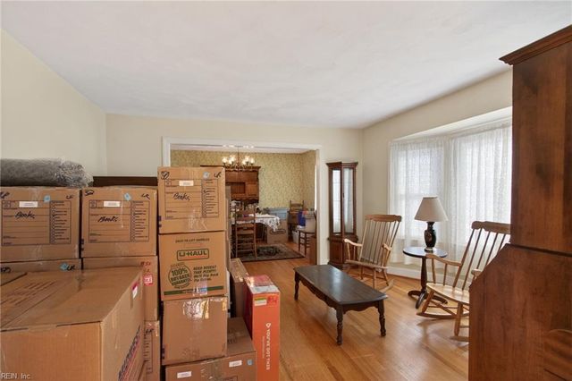 800 Arnold Palmer DR, Portsmouth, VA 23701