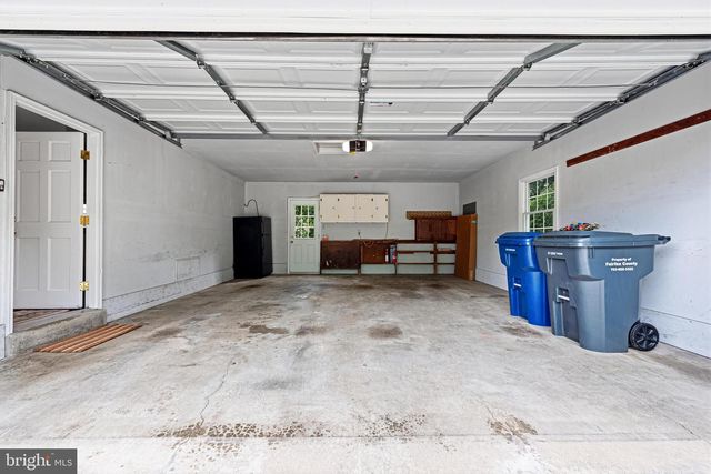 1432 FILENE CT, Vienna, VA 22182