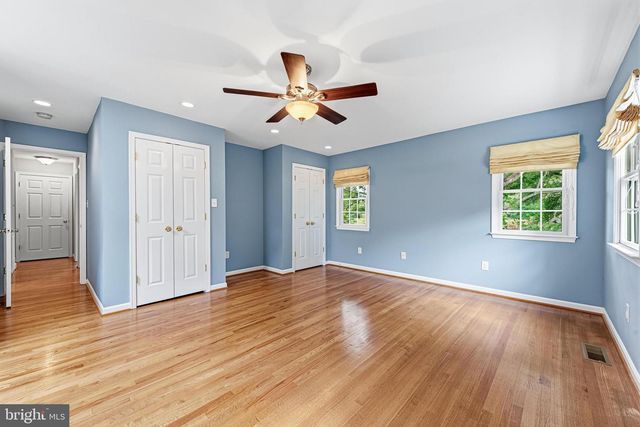 1432 FILENE CT, Vienna, VA 22182
