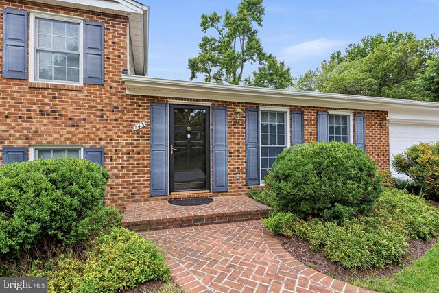 1432 FILENE CT, Vienna, VA 22182