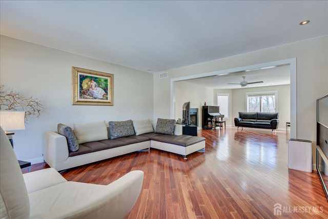 37 Jernee Drive, East Brunswick, NJ 08816