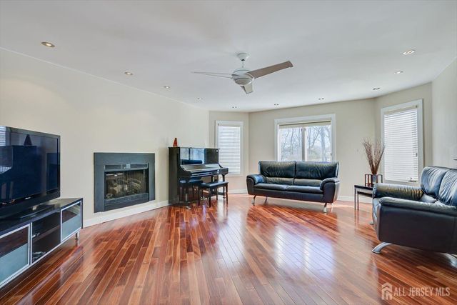 37 Jernee Drive, East Brunswick, NJ 08816