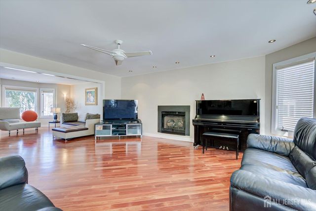 37 Jernee Drive, East Brunswick, NJ 08816