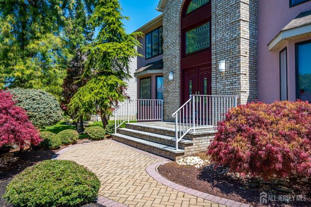 37 Jernee Drive, East Brunswick, NJ 08816