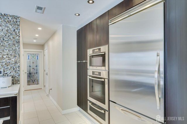 37 Jernee Drive, East Brunswick, NJ 08816