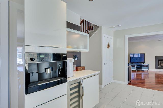 37 Jernee Drive, East Brunswick, NJ 08816