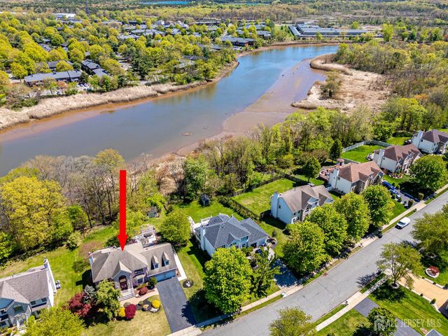 37 Jernee Drive, East Brunswick, NJ 08816