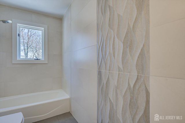 37 Jernee Drive, East Brunswick, NJ 08816