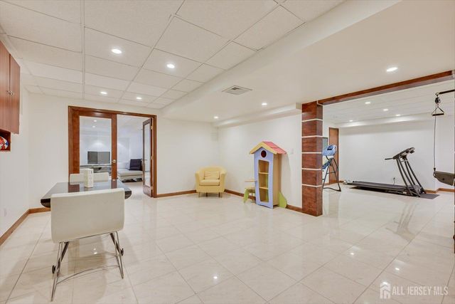 37 Jernee Drive, East Brunswick, NJ 08816