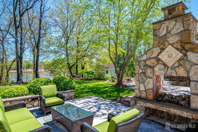 37 Jernee Drive, East Brunswick, NJ 08816