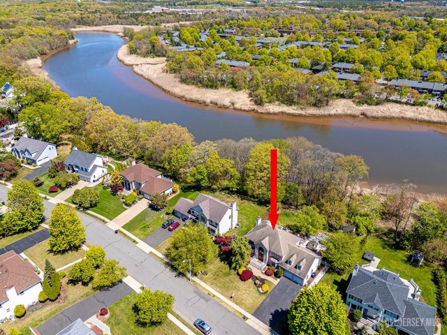 37 Jernee Drive, East Brunswick, NJ 08816