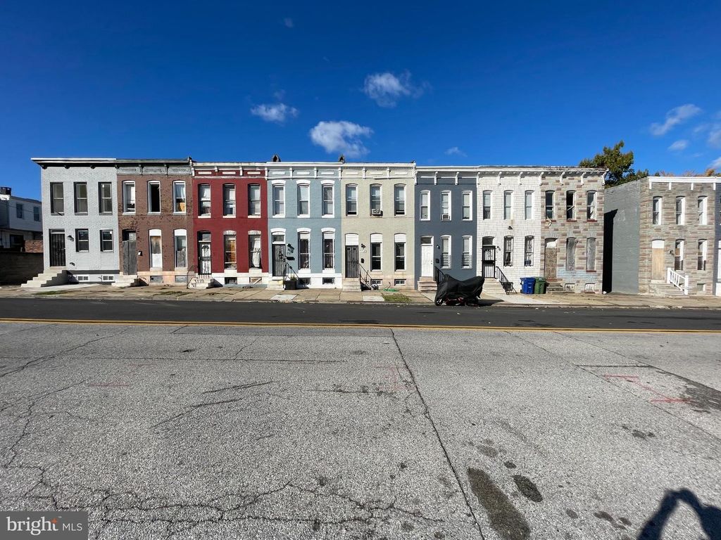 1736 N CHESTER ST, Baltimore, MD 21213