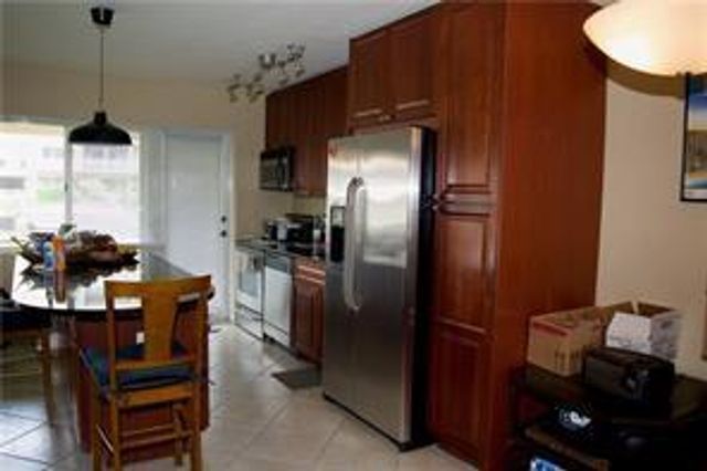 2881 NE 32nd St 119, Fort Lauderdale, FL 33306