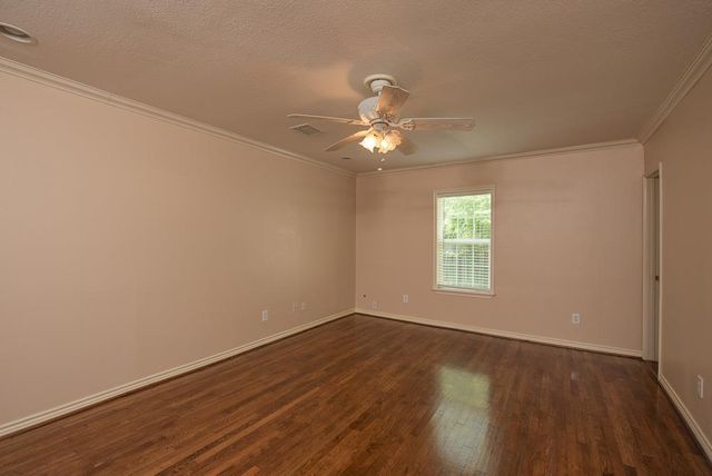 1535 W 25th Street, Houston, TX 77008