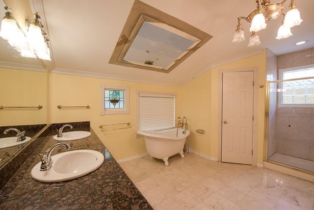 1535 W 25th Street, Houston, TX 77008