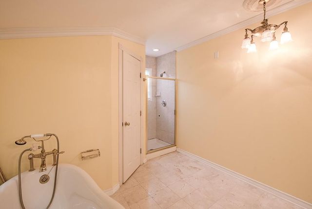 1535 W 25th Street, Houston, TX 77008