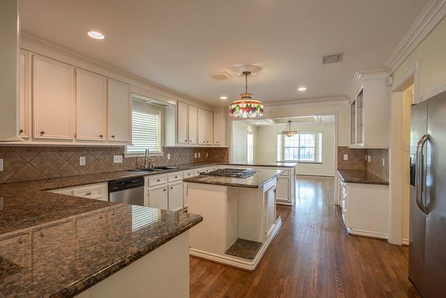 1535 W 25th Street, Houston, TX 77008