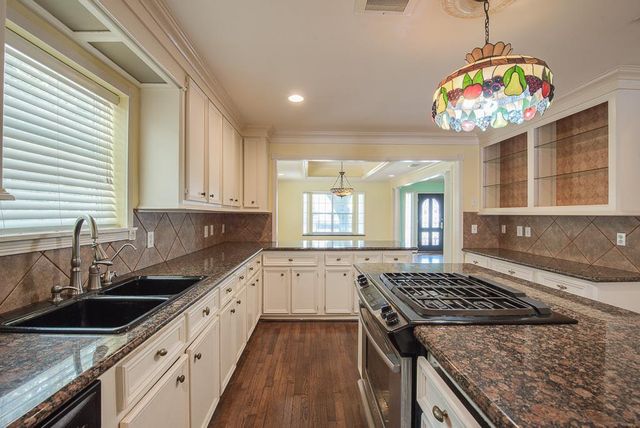 1535 W 25th Street, Houston, TX 77008