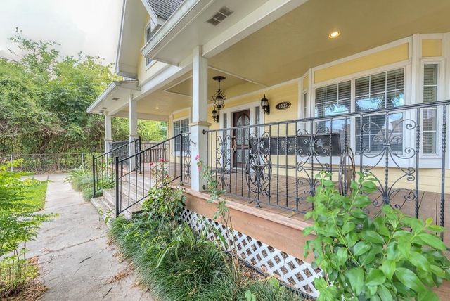 1535 W 25th Street, Houston, TX 77008