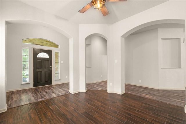 162 W Heritage Mill Circle, Tomball, TX 77375