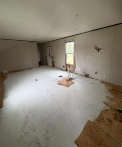 8356 Bennett Road W, Grand Bay, AL 36541