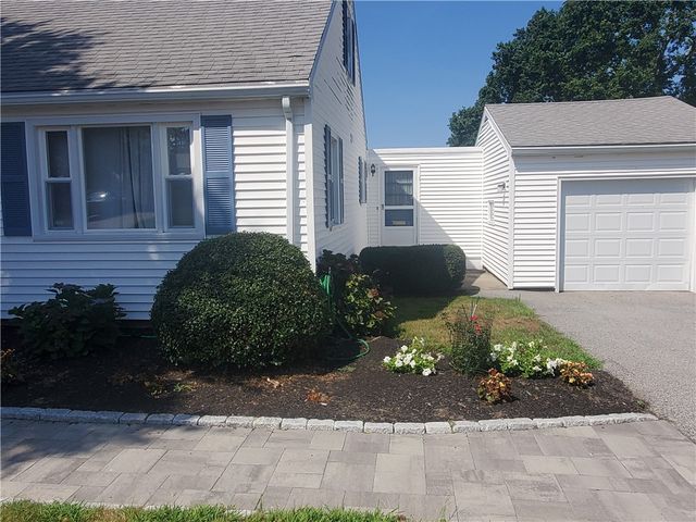 139 Coggeshall Avenue, Newport, RI 02840