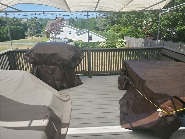 139 Coggeshall Avenue, Newport, RI 02840