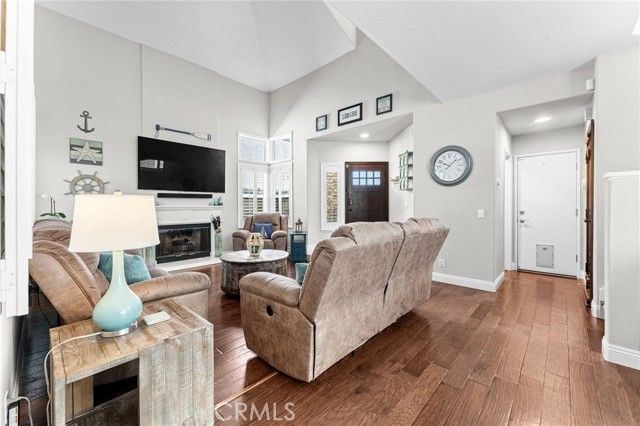 919 S Silver Star, Anaheim, CA 92808
