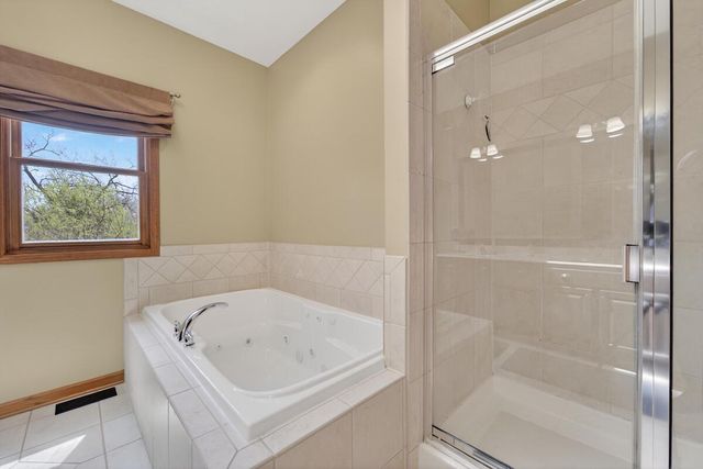 1375 110TH STREET, Pleasant Prairie, WI 53158