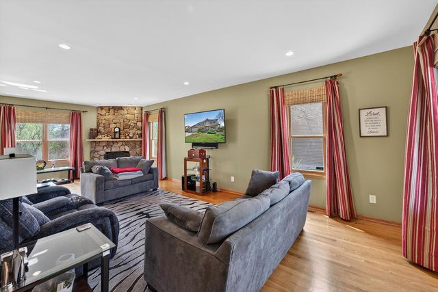 1375 110TH STREET, Pleasant Prairie, WI 53158