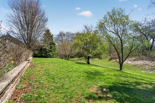 1375 110TH STREET, Pleasant Prairie, WI 53158